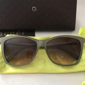 Gucci sunglasses GG 3675/s
